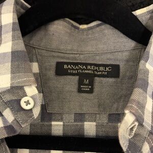 Banana Republic Men's Gray and White Checkered Shirt